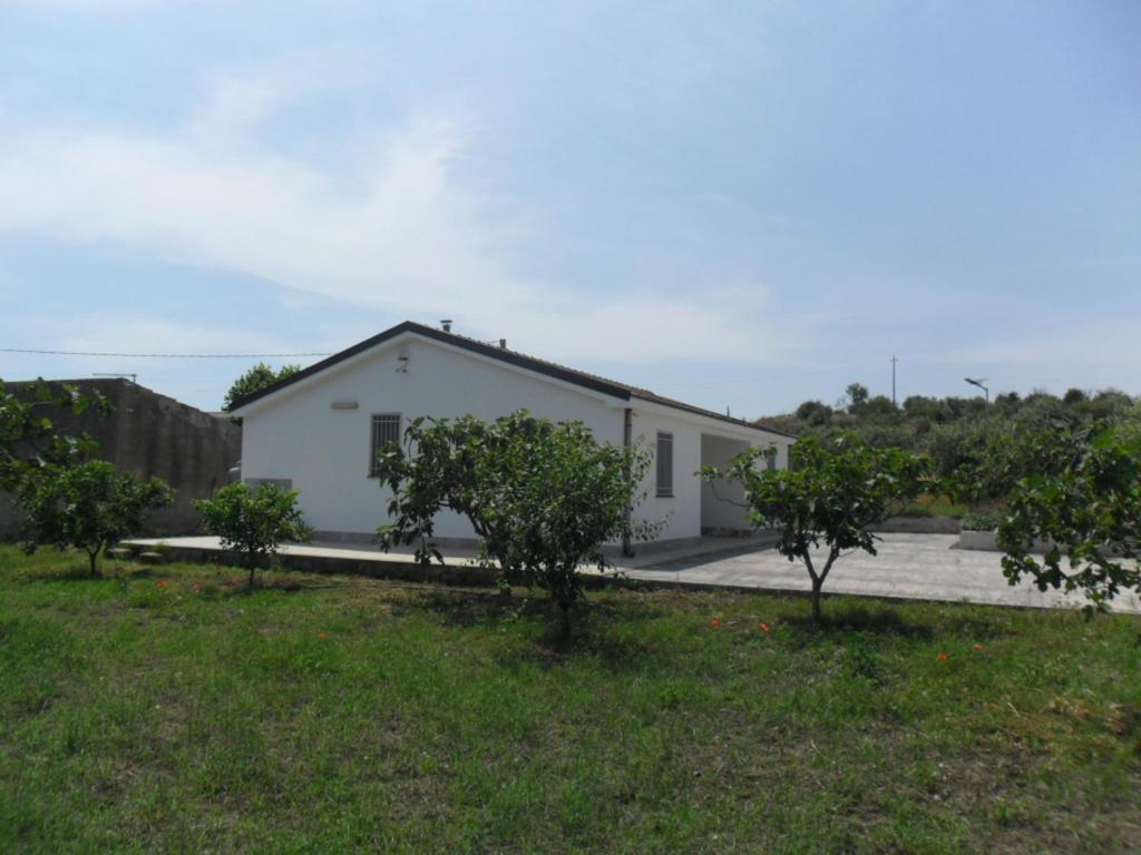 Elena House Castelluccio Villa Agnone Bagni Exterior photo